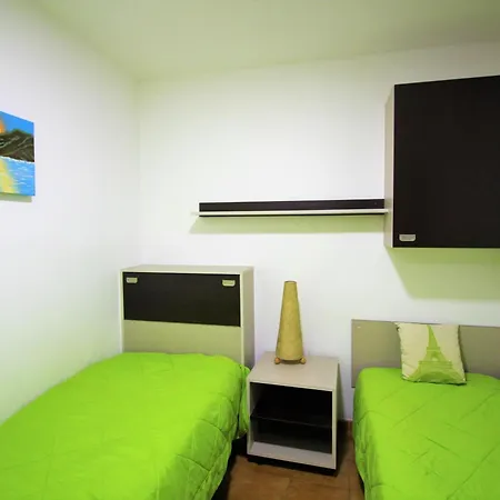 Estudio Centrico Renovado Con Aire Acondicionado Y Balcon, Ideal 4 Personas En - Es-258-48 * Roses